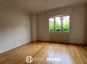 À louer : Appartement 3 pièces 80 m2 Rez-de-chaussée calm